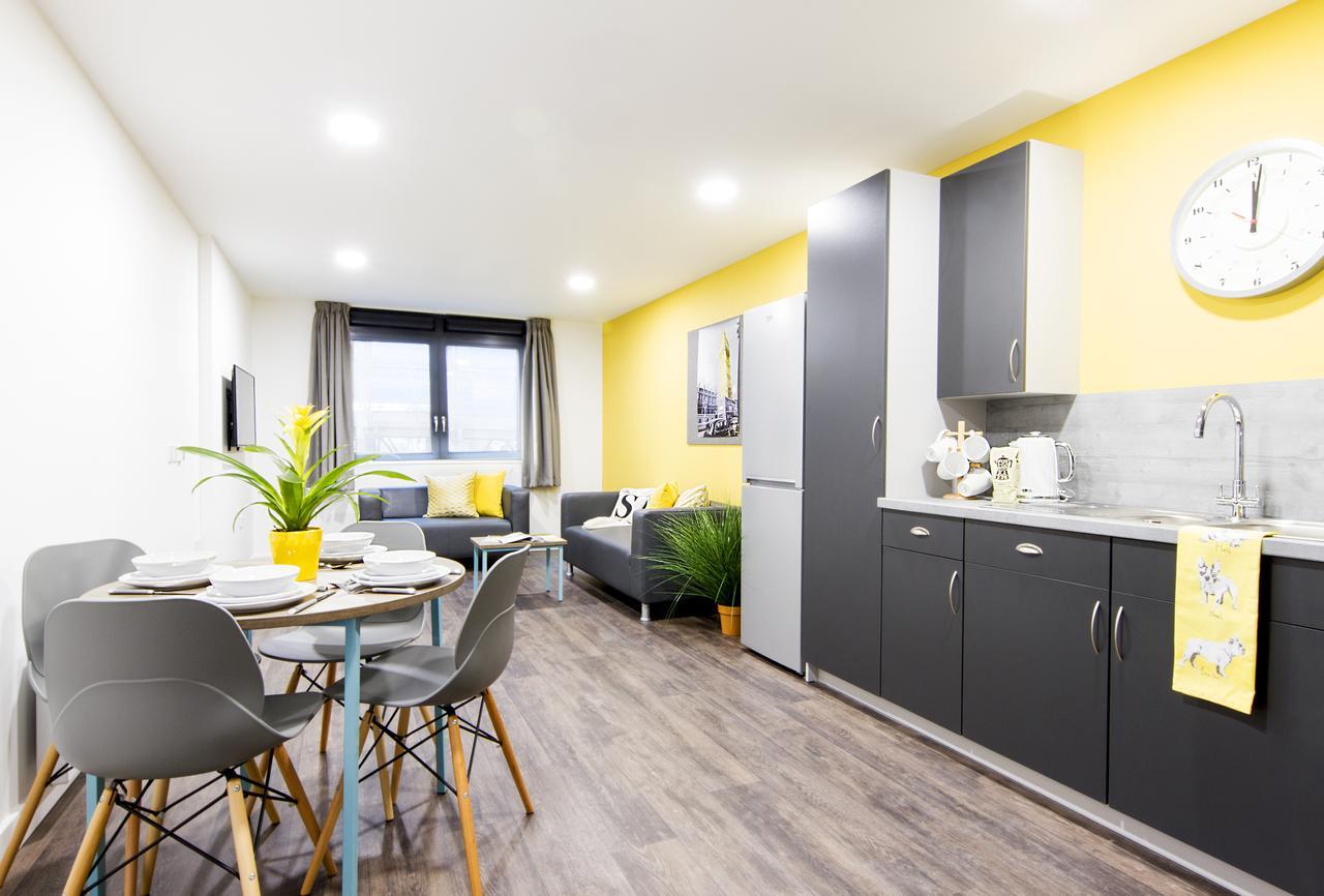 Catherine House- Campus Accommodation Портцмаус Экстерьер фото